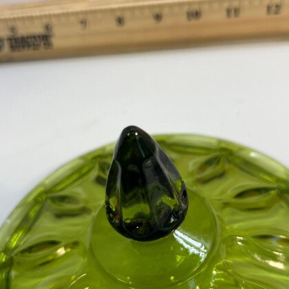 Vintage Green Glass Lidded Dish with Starburst Pattern Elegant Storage Bowl - Picture 3 of 4